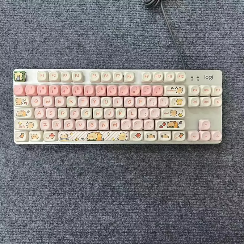 二手罗技K835有线机械键盘高性价比办公游戏首选 罗技K835采用TTC红轴/青轴，5000万次按键寿命，手感顺滑无涩感，大键位调校稳定，办公打字还是游戏都可以